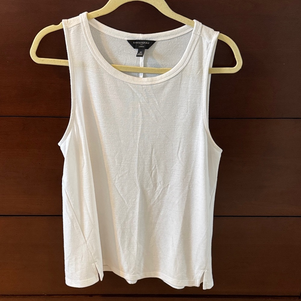 Banana Republic White Scoop Neck Blouse.